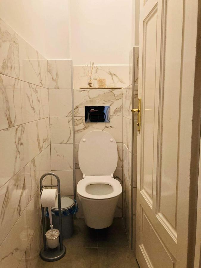 Citypulse Apt In Ideal Center W Working Space София Экстерьер фото